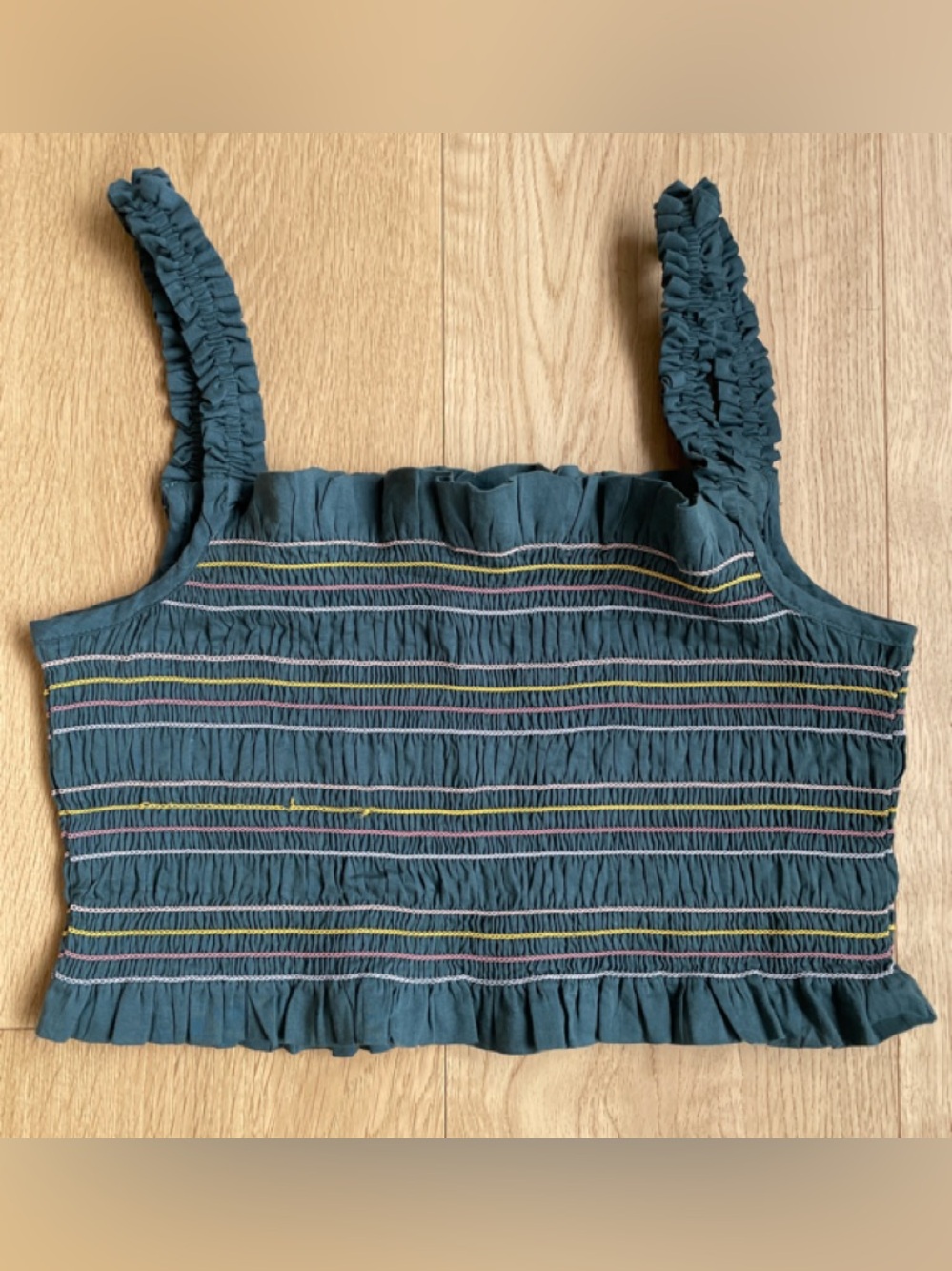 DRA Los Angeles ruched crop top